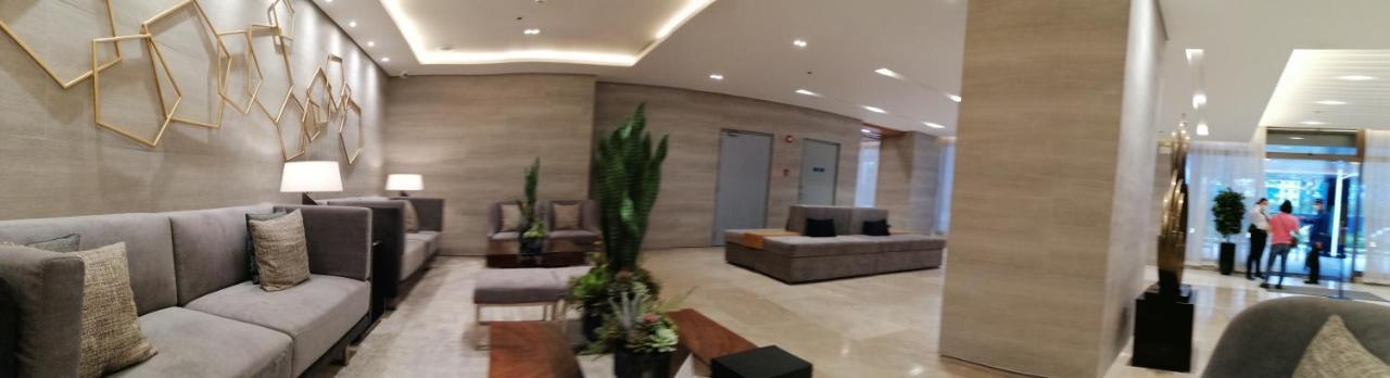 S Residencestower 3 - L&R Staycation Pasay Buitenkant foto